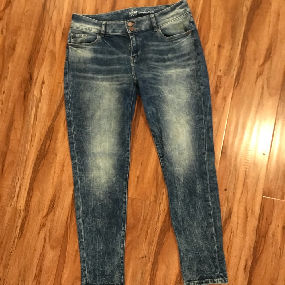 Curvy Boyfriend Jeans SZ 10 **LIKE NEW*